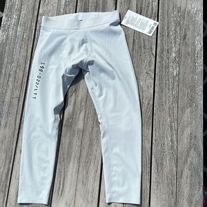 Lululemon NWT License to Train Tight 21" in vapor size L